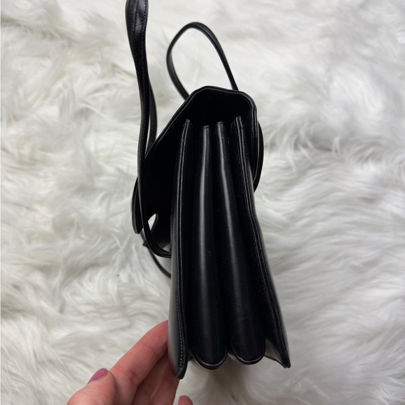 Vintage Saks Fifth Avenue Handbag - Picture 7 of 9